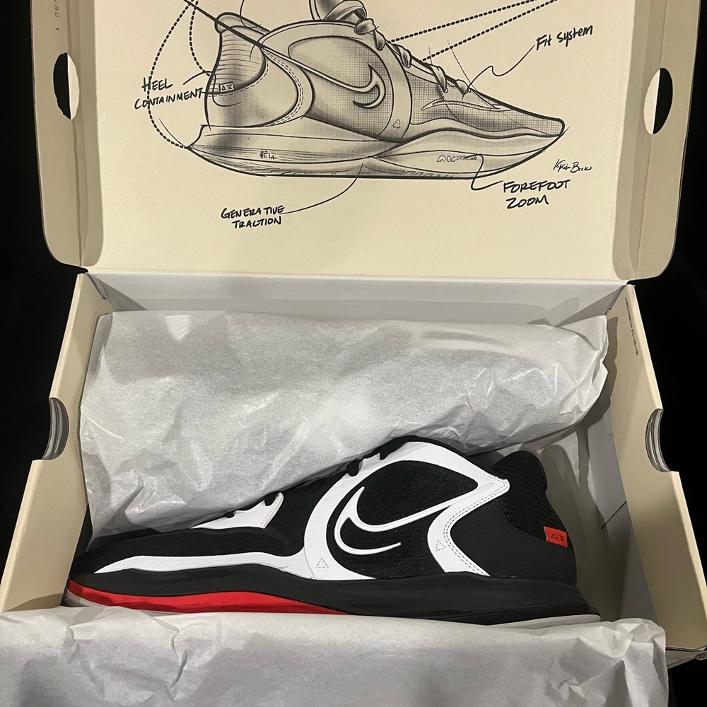 Nike Kyrie Irving Low 5 in men’s size 14. Brand new in box!!